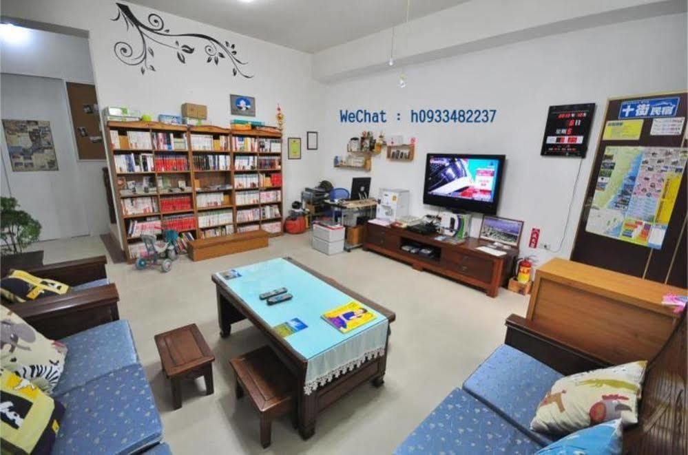 Ten Street B & B Hualien Exterior foto